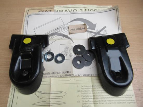 5909099 Beugelset voor dakdragers