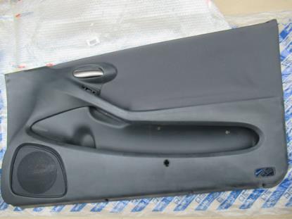 735308936 Deurpaneel rechterzijde