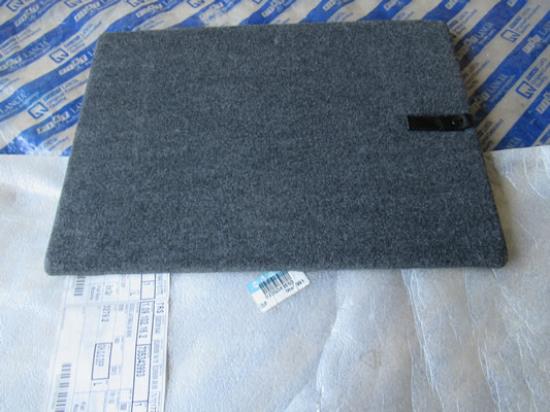 735343993 Klep voor kofferbak rechterzijde