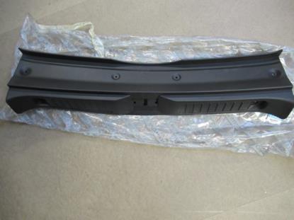 735416068 Sierstuk kofferbakruimte