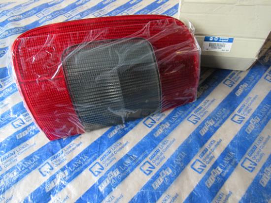 1470937080 Achterlicht linkerzijde