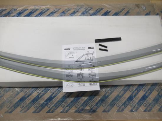 50900676 Winddeflector voor portier