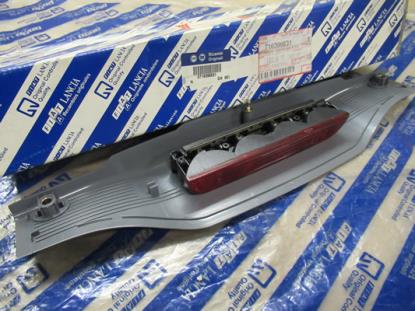 716396631 Derde remlicht