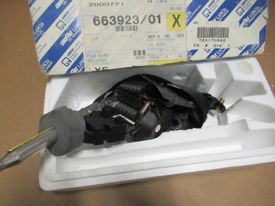 183170580 Veiligheidsgordel linkerzijde