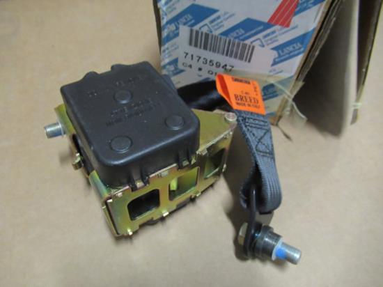 71735947 Veiligheidsgordel linksvoor