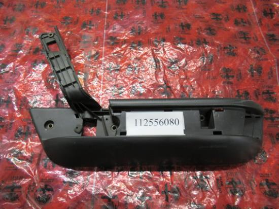 112556080 Armsteun voor rechter portier