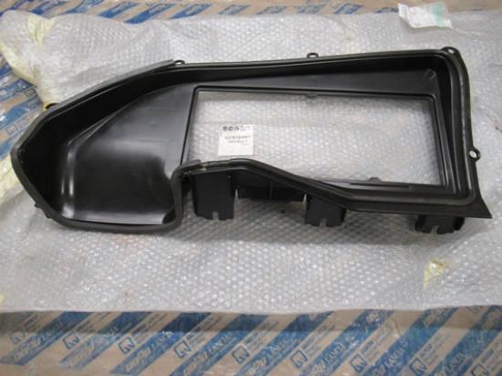 1484382080 Huis voor airconditioningsinstallatie