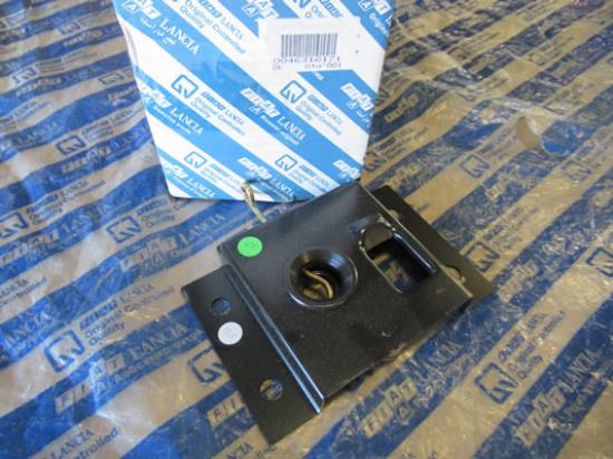 46316171 Beugel voor motorkap