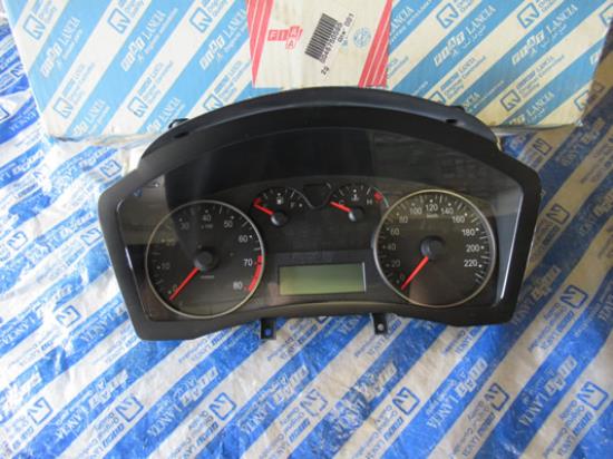 46750595 Instrumentenpaneel