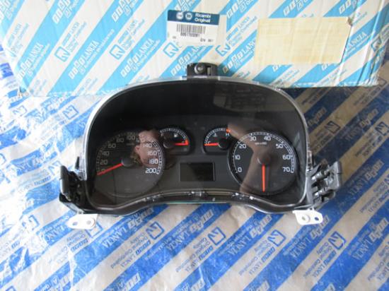 51703281 Instrumentenpaneel