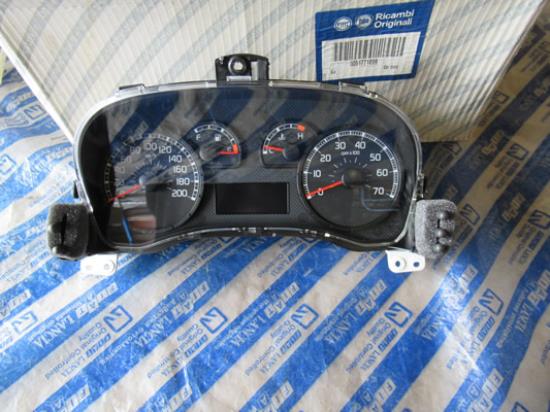 51771899 Instrumentenpaneel