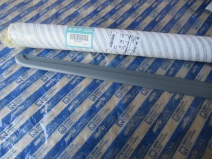 71739972 Stootlijst linksvoor