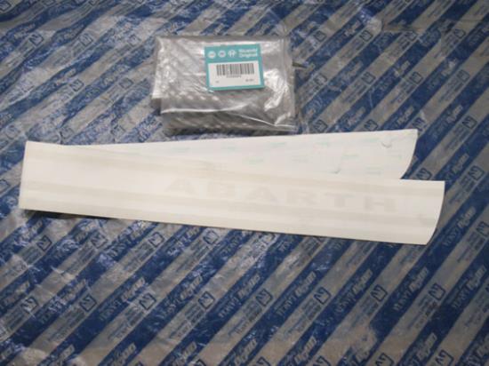 735459975 Sticker rechtsvoor