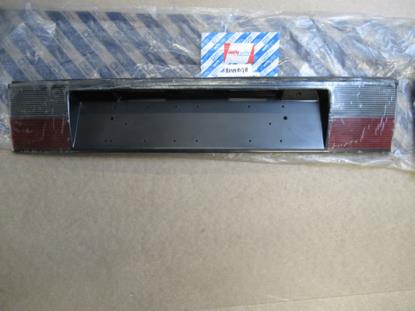 82448178 Kentekenplaathouder met verlichting