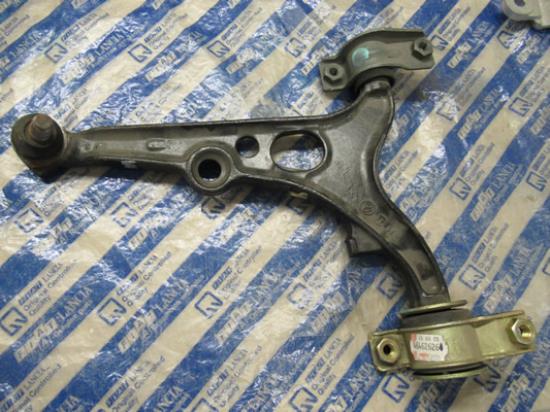 46462626 Draagarm linksvoor