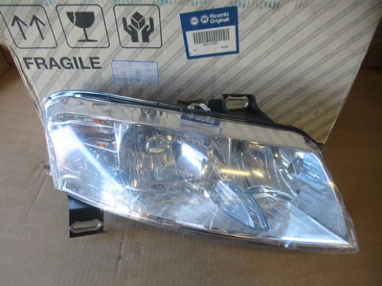 51712707 Koplamp rechts