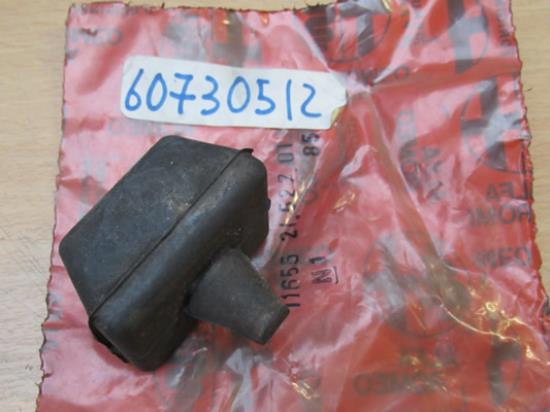 60730512 Rubber voor ophanging