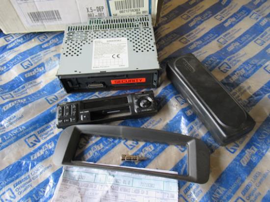 71718303 Radio Clarion CD