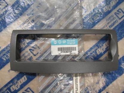 735382191 Frame voor radio