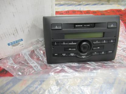 735392561 Radio voor dashboard