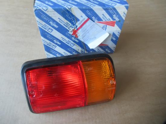 7560966 Achterlicht compleet links