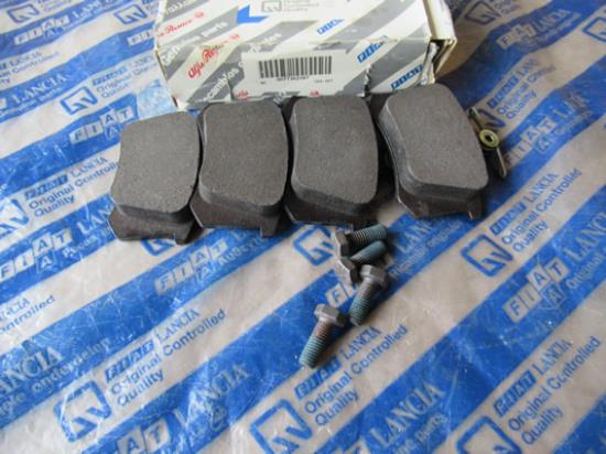 77362187 Remblokset achterkant