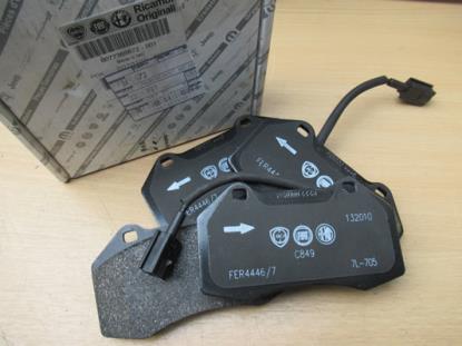 77365672 Remblokkenset voorzijde