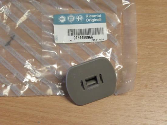 184450966 Sierstuk voor achterbank