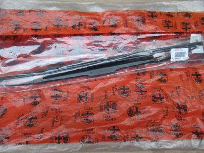 46800836 Ruitenwisser voorzijde