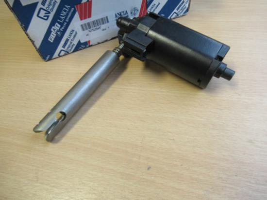 47302945 Motor elektrisch stoelen voorzijde