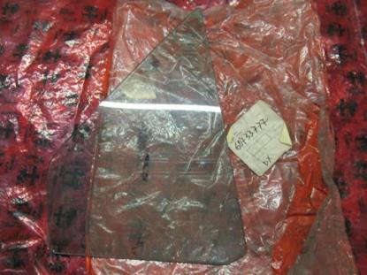 60733777 Kleine ruit voor portier rechtsachter