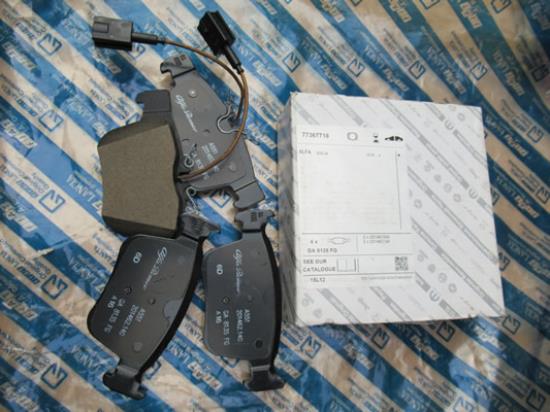 77367718 Remblokset achterzijde