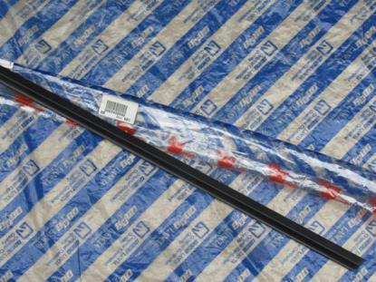 82430592 Sierlijst voor ruit linksvoor