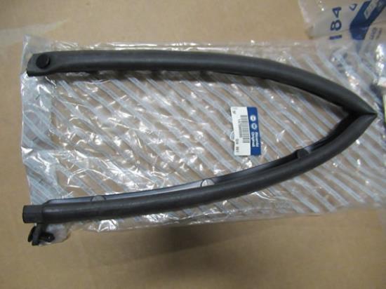 1475960080 Profielrubber achterdeur rechts