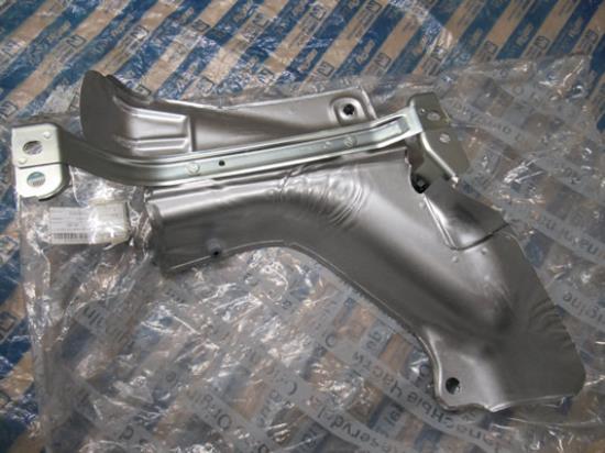 51804788 Beugel brandstoftank 1.3 16v MJTD