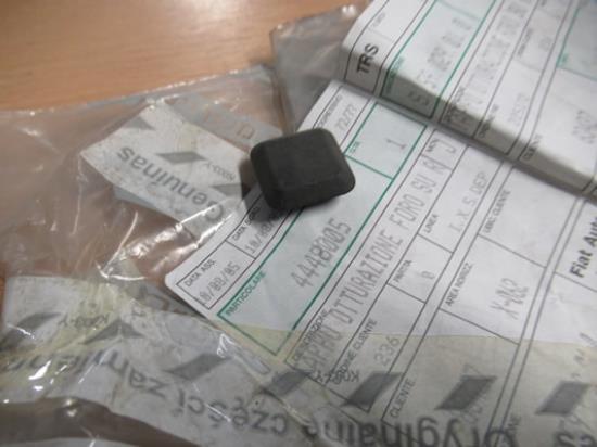 4448005 Plug voor dashboard