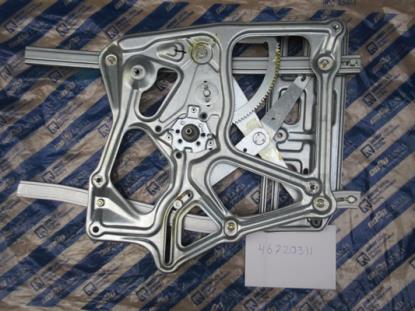 46720311 Raammechaniek portier rechts