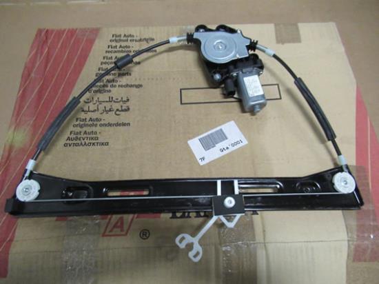 46803652 Raammechaniek portier linksvoor