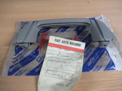 182879360 Handgreep rechtsachter