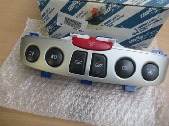 735287472 Bedieningspaneel dashboard