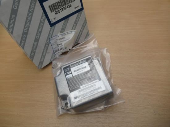 51822436 Airbag regeleenheid