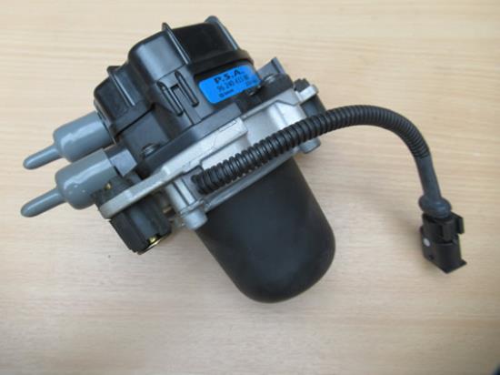 9624043380 Luchtpomp voor uitlaatgas