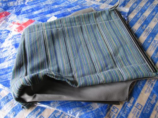 182233040 Bekleding zitting voorstoelen