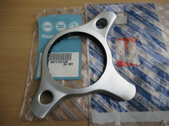 71747728 Sierstuk voor stuur