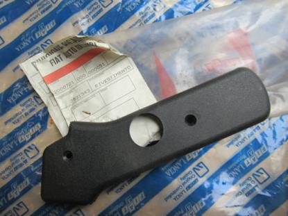 7531343 Sierstuk rechts voor achterbank