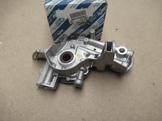 7648052 Oliepomp 1.3 MPI