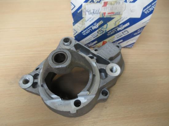 9947004 Steun voor startmotor