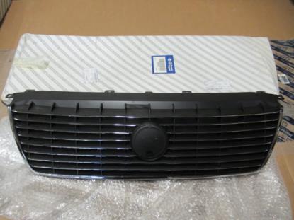 735409706 Grille radiateur