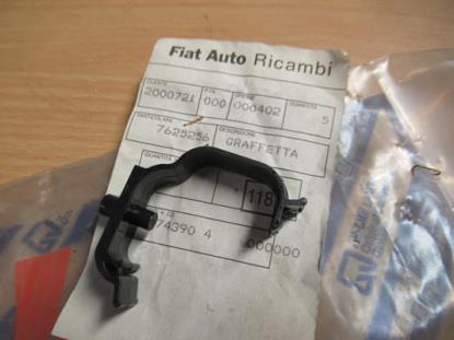 7625256 Klem voor brandstofleiding