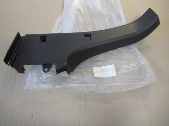 156033883 Sierstuk rechts bekleding kofferbak